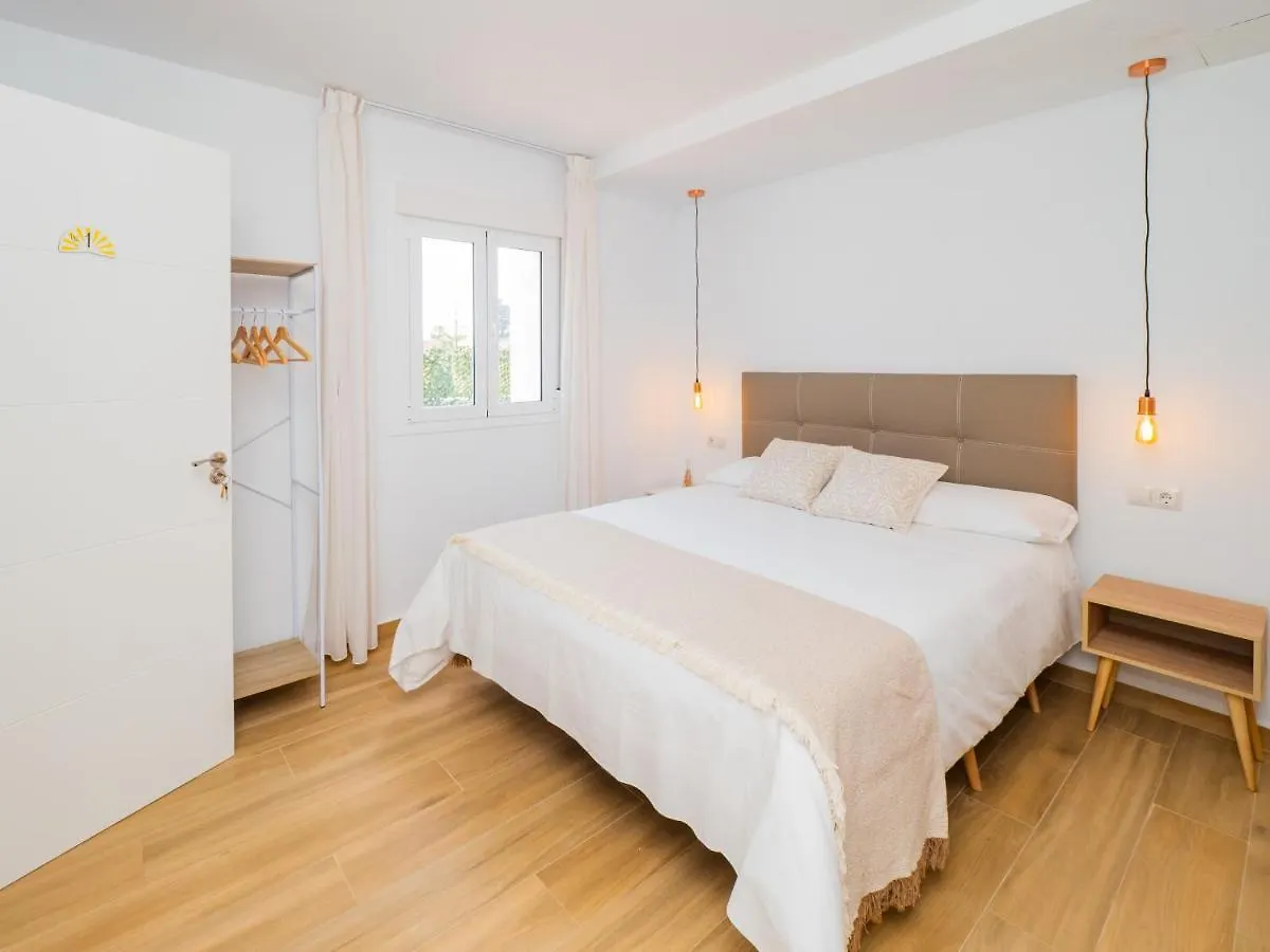 Cubo'S Hostal William'S Sunny 1 With Breakfast Torre de Benagalbon 0*,  Spanien
