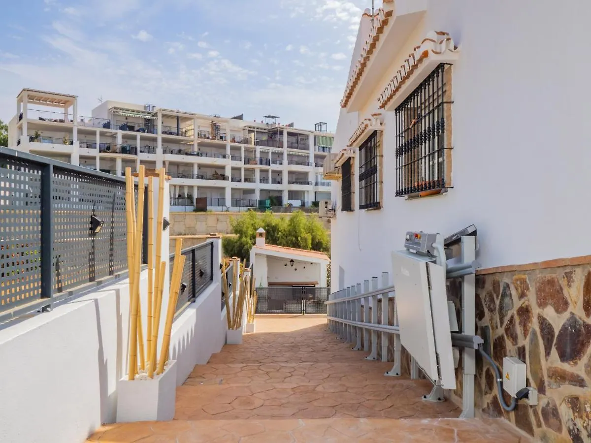 Cubo'S Hostal William'S Sunny 1 With Breakfast Torre de Benagalbon